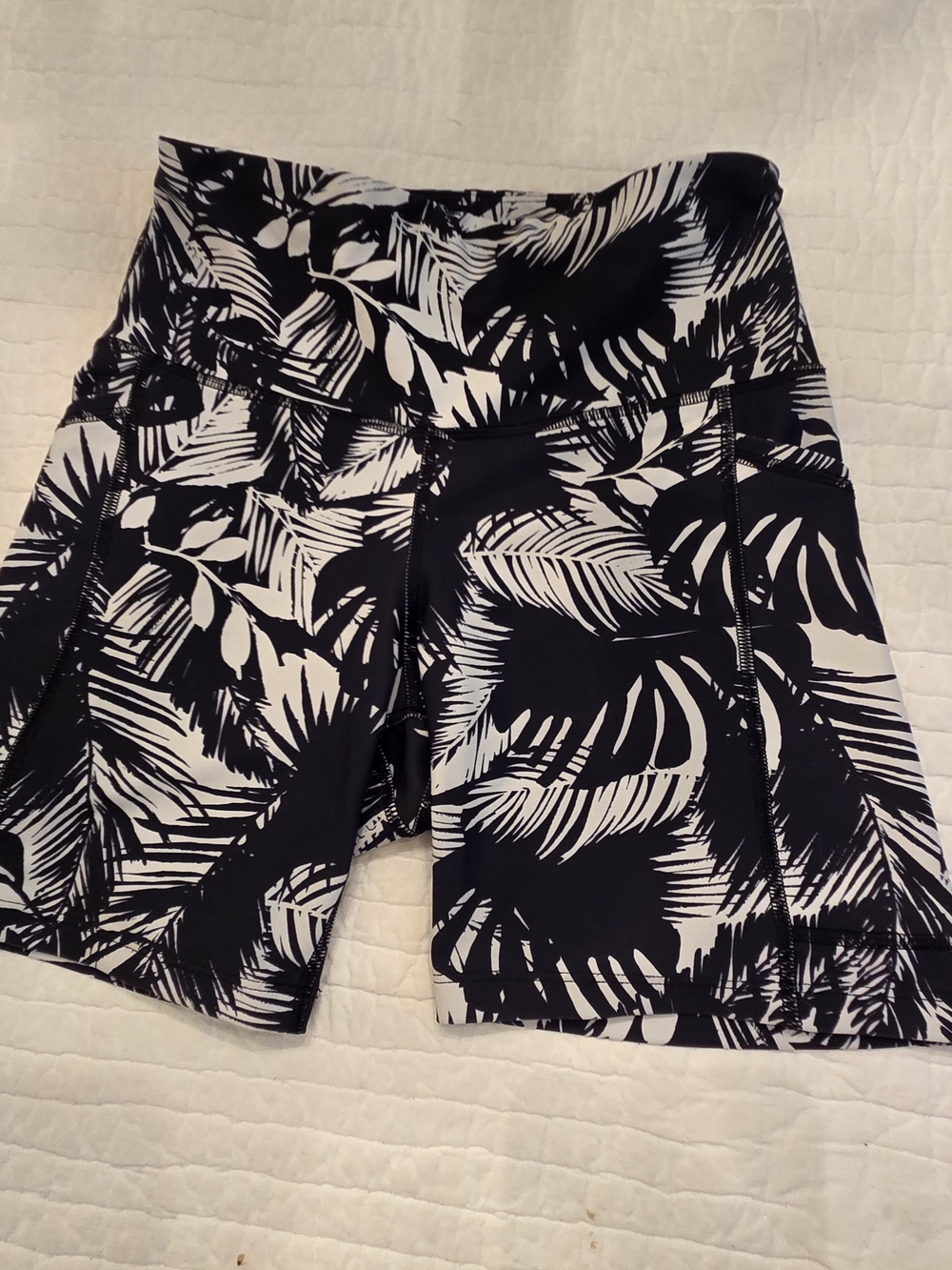 Old Navy Black & White Tropical Palm Bike Shorts
